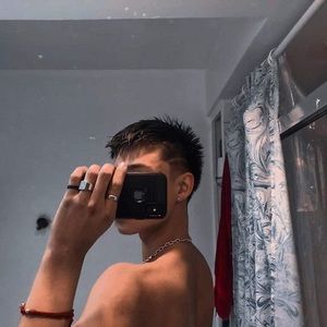 Meet your Posher, Eduardo